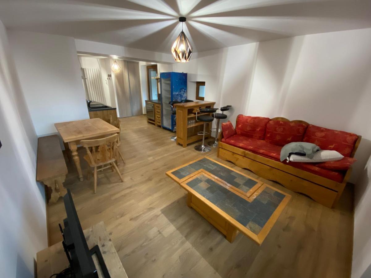 Appartement 75M2 Duplex Au Coeur Du Village De Queige 外观 照片